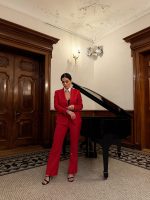 The Claudia Limited Edition – Power in Red